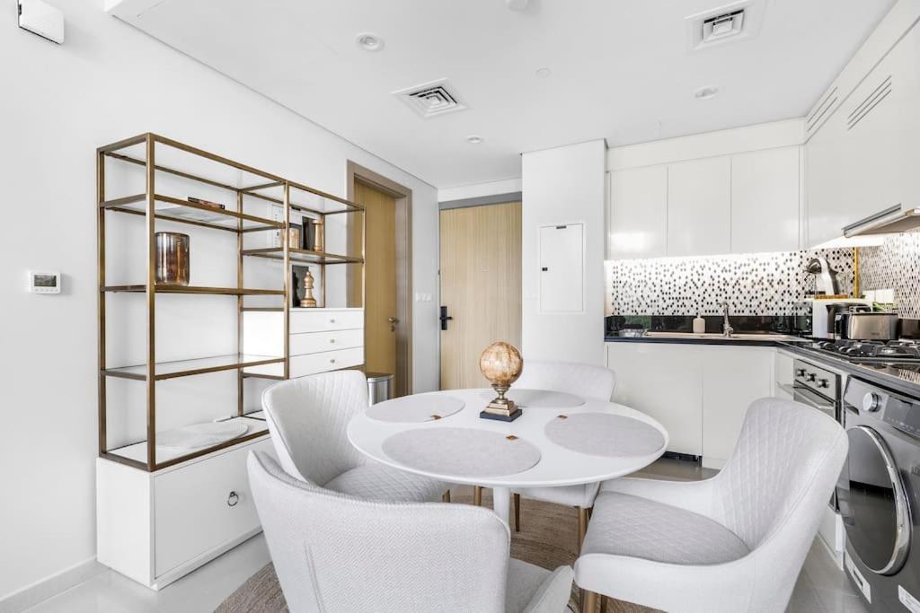 Goldbest - Aykon 2bdr Apartment