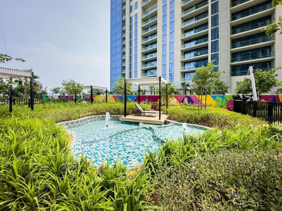 Apartment Goldbest - Aykon 2bdr Dubai
