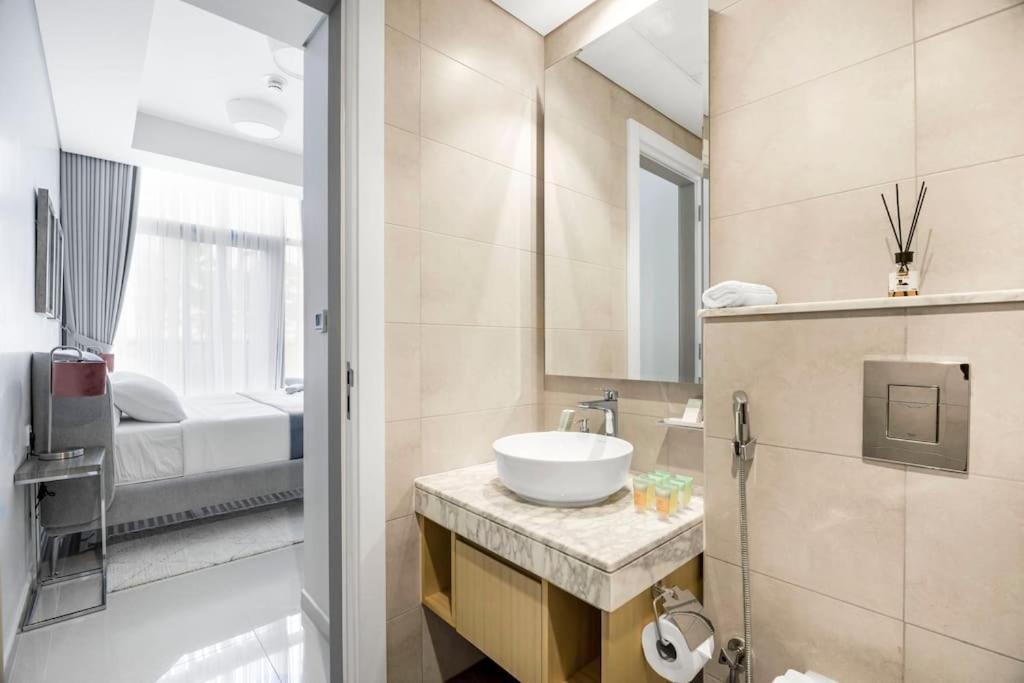 Goldbest - Aykon 2bdr * Dubai