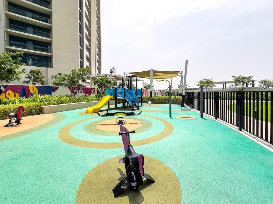Goldbest - Aykon 2bdr Apartment Dubai